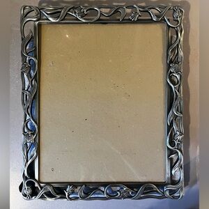 Vintage Ashleigh Manor Pewter Floral Art Noveau Photo Frame 7x9”